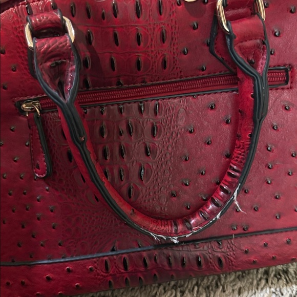 Red Textured Handbag - Picture 3 of 6
